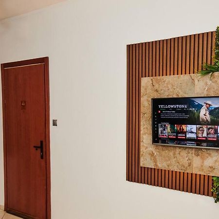 Florina Modern Studio Buitenkant foto